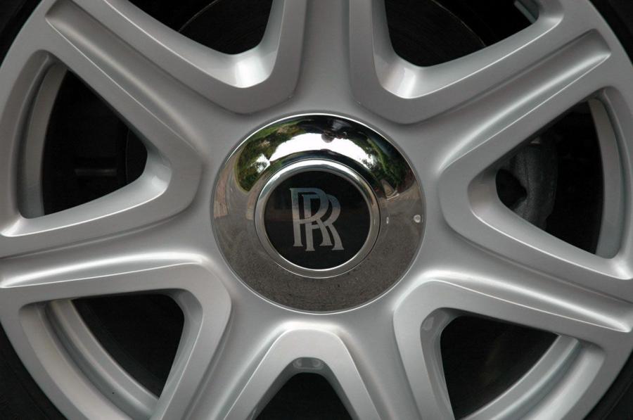  Rolls-Royce Phantom Coupe 2008 года  (фото 37 из 134)